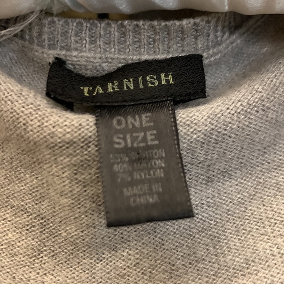 Cute grey sweater vest open in front and buttons going down the side one SZ - Picture 3 of 3